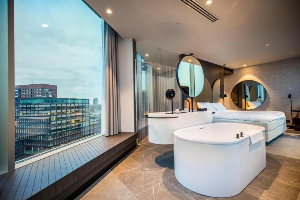 Paris suite